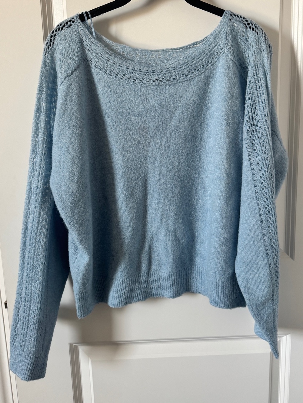 NWOT-American Eagle Outfitters Light Blue Knit Scoop Neck Sweater-Small
